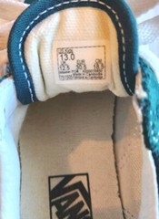 Vans Off The Wall Authentic Green/white Kids Size 13 Suede