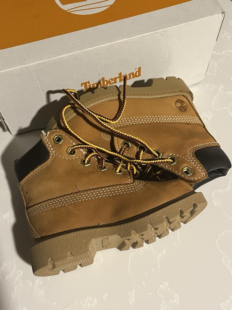 Timberland Classic 6in Waterproof Boot Wheat Nubuck Kids Size 5