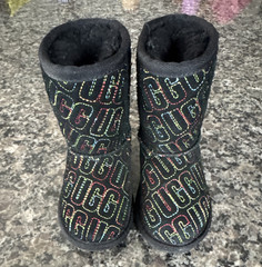 UGG Kids Pull-On Suede Ankle Boots Black Multicolor Logo US 6 EU 22