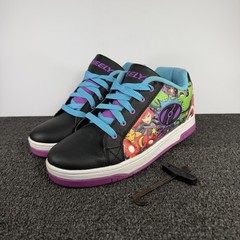 Heelys Marvel Avengers Split Skate Shoes Youth Size 6 Wheeled Roller Sneakers