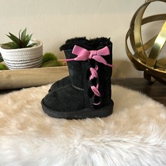 UGG PALA Black BOOTS Pink Ribbon 1017737T WATER RESISTANT ORIGINAL Size 6