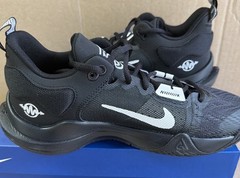 ⚡️Nike Giannis Immortality 2 GS Holographic Black/Wolf Grey (Sz 7Y) DQ1943003