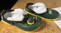 New Buddy The Elf CROCS Classic Clogs Green Big Kids 3 J3 Fur-Lined w/Jibbitz