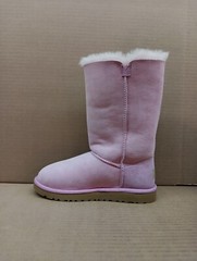 Ugg K Bailey Button Triplet Boots Style-1962k , Rose Quartz, Sz 3