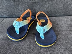 Reef Flip Flop Sandals Youth Size 11 Big Kid-excellent, Gently Used Condition