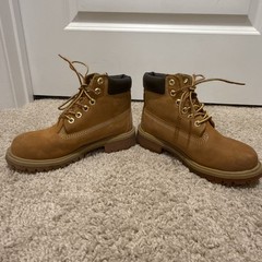 WHEAT COLOR Timberland Classic Premium 6-IN Waterproof youth size 13