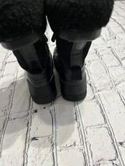 Kid’s UGG Butte II Toggle Tall Boots Size US 1/EURO 32.5