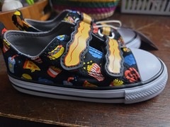 Converse All Star Lows ;Fries, Burger & Pizza Size 8 Children
