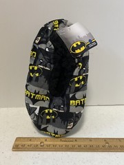 Fuzzy Babba Slipper Socks DC Batman Non Slip Warm Child’s S/M New, Tags