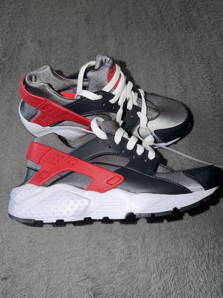NEW Youth 5.5 Huarache Run GS Darkgrey