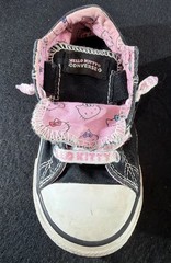 Converse Hello Kitty x Chuck Taylor All Star Madison Ox Black Size 11.5 Kids EUC