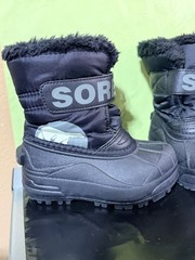 Sorel Kids Black Boots Snow Commander Black Charcoal Insulated Size 9