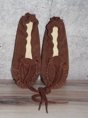 Vintage Handmade Children’s Moccasins, Brown Suede B87
