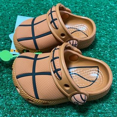 Size 4 – Crocs Iconic Classic Basketball Clogs Brown Black 210021-805 Ship Fast!