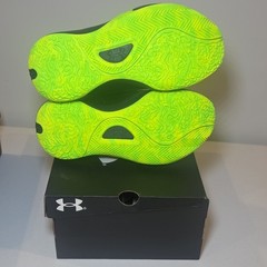 Under Armour UA PS Lockdown 7 Kids‘ Basketball Sneakers Black Neon Green 3Y