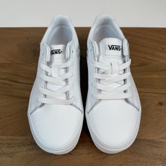 New NIB Big Kids Vans Seldan Leather White Skateboarding Sneakers Shoes 3 Y