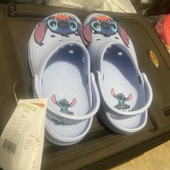 ✅Crocs Lilo & Stitch – Lightweight, Comfortable & Fun! New W/tags