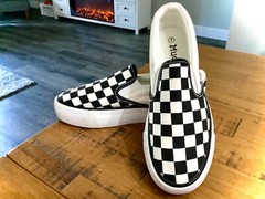 NEW UNISEX MUDD BLACK/WHITE CHECKERED SLIP ON SKATER SHOES SNEAKERS WOMENS SZ 7