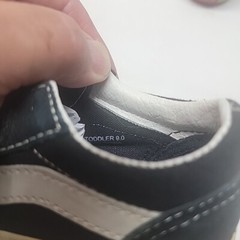 Vans Old Skool V size 9T Black and White Kids