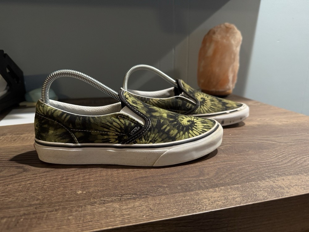 Vans Classic Slip Ons Shoes, Camo Collage, Size US Juniors 5.5 Skateboard Style