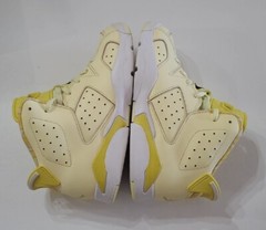 Jordan 6 Retro (PS) Dynamic Yellow Floral Sneakers 2019 Size 3Y Kids 543389800 D