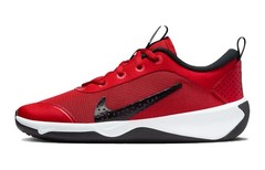 Nike Omni Multi-Court GS ‚University Red Black‘ – DM9027-601 MT
