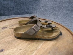 Birkenstock Gizeh Mocha Brown Birkibuc Kids 28 US 10 Narrow T-Strap Sandals