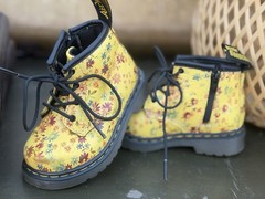 🌼 Dr. Martens Kids Floral Yellow Boots US 5 Toddler Zipper Lace 🌼