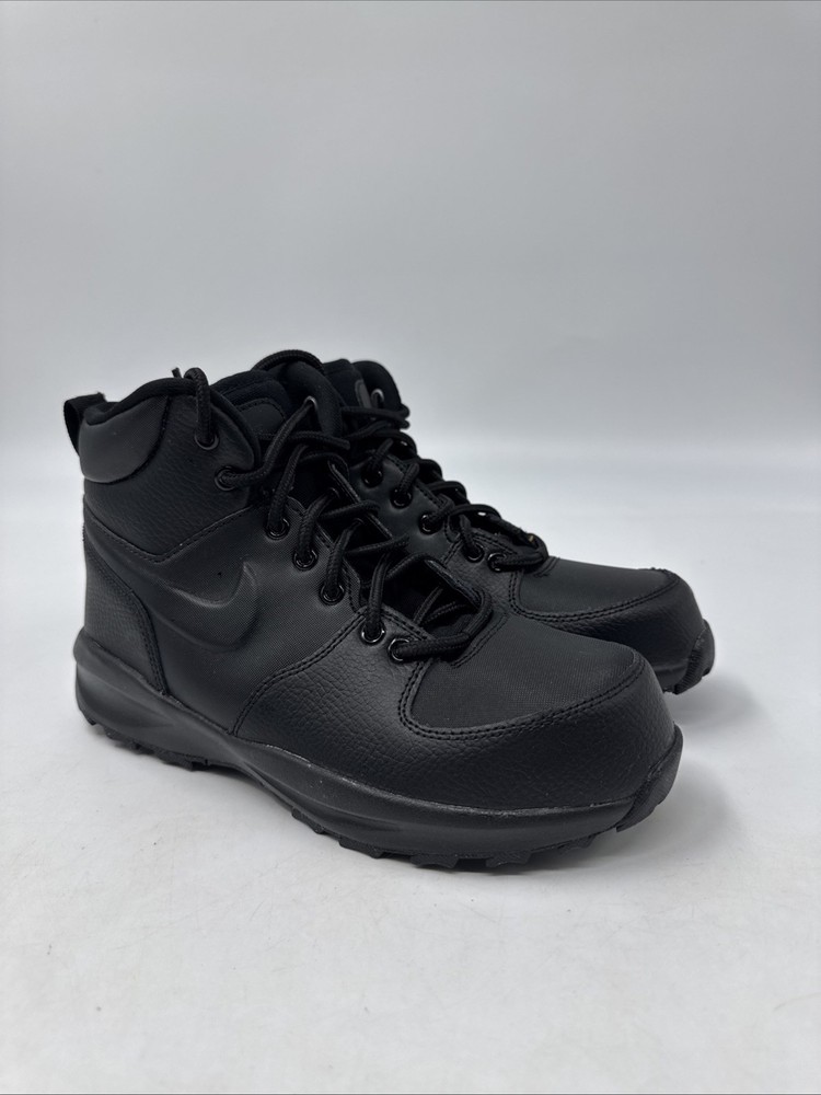 Nike Manoa Triple Black Boots HF0750-001 Youth Size 5.5Y