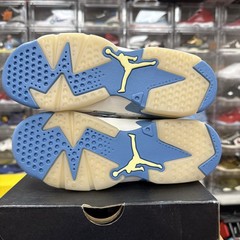 Size 5 (GS) – Jordan 6 Retro Mid Washed Denim 2022