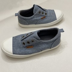 Old Navy – Slip On Shoes – Youth Size 11 Chambray Blue