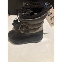 Member’s Mark Kids Snow Boots Grey Black Waterproof Winter Boots Size 13/1 NEW