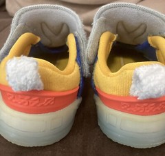 Nike LeBron Bugs Bunny Tune Squad Space Jam Toddler Shoes. Size 7. Blue/ Yellow