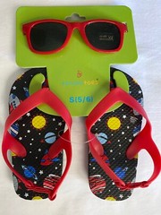 Sunglasses and Sandals Kids’ Size Small 5/6