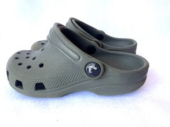 Crocs Kids Size C 11 ARMY GREEN Classic Clog Fast Shipping