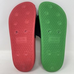 Childrens 12/13 Super Mario Brothers Slides Shoes Mario red Luigi Green EUC