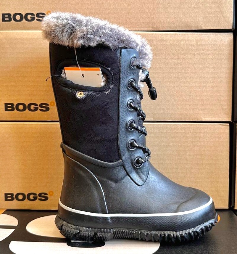 Bogs – Kids Arcata Black Camo 72719-001 Insulated Winter Boots New in Box