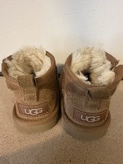 UGG Kids Classic Ultra Mini Mini Boots Chestnut 1130750K Shearling Fur sz 8