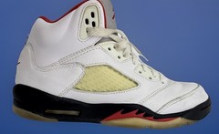 Nike Air Jordan 5 Retro Mid Fire Red Size 6.5Y White Red #440888-102