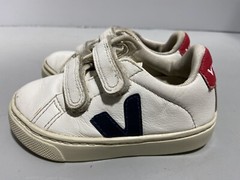 VEJA Small Esplar Hook & Loop Sneakers VelcroClosure Unisex Kids Size 8