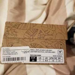 NIB VEJA Little Kid’s Small Esplar Mid Top Fur Lined Leather Sneakers US 7