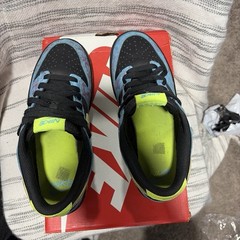 Nike Dunk Low “let’s dance” SE 2 (GS) Kids US 5.5Y Blue/Black/Volt
