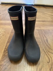 Hunter Kids First Classic Rain Boots Matte Black Rubber Size US 3 UK 1 EU 33