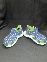 Wave Zone Kids Shark Print Sandals Blue Green Orange Size 6