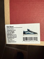 VANS Old Skool Navy True White Canvas Sneaker Unisex size 2 youth