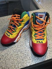Fila Size 6 Boys Or Women’s Multi Color Jamal Mashburn Retro Basketball Sneaker