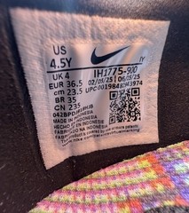 Size 4.5 Youth Nike Phantom 6 Pro Low MG ‘EA Sports FC’ Soccer Cleats IH1775-900