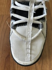 Nike Kyrie Flytrap 6 GS White/Black Kids Shoes Size 3.5Y