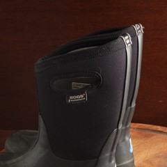 Bogs Boots Youth Size 3 BLK Classic High Handles Waterproof Outdoor Chore Garden