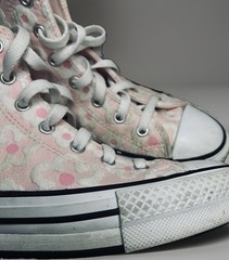 Converse Chuck Taylor All Star Platform Pink Floral High Tops 4Y or Women’s Sz 6